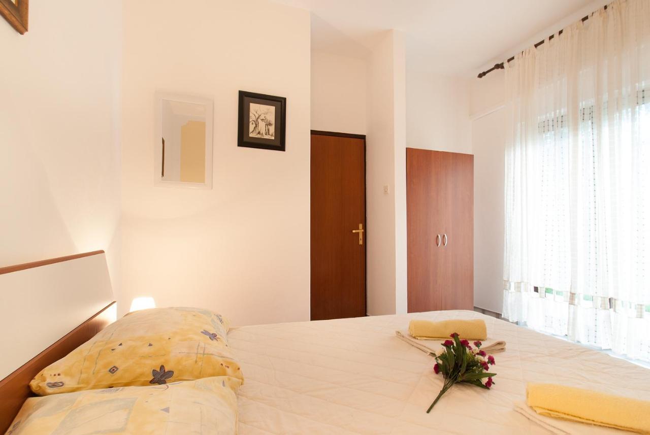 רוביני Weis Apartments חדר תמונה